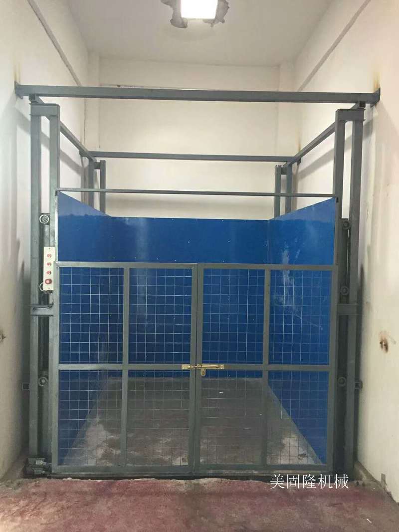 克拉玛依导轨式升降货梯价格